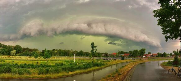 Foto gemaakt door Sebastian Kammermayer - Hupsel - In mei en juli had ons land regelmatig te maken met zware regen- en onweersbuien, die lokaal flink wat stormschade of wateroverlast veroorzaakten.