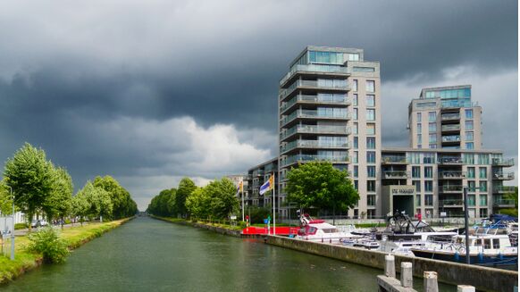 Foto gemaakt door Jos Hebben - Weert - In de eerste helft van de week is het nog geen hoogzomers weer, maar dat kan richting het weekend wel eens gaan veranderen. 