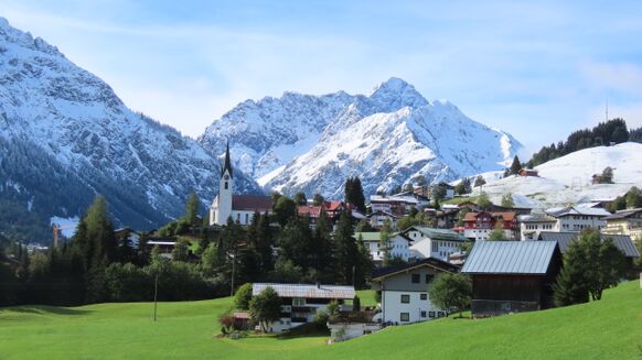 Foto gemaakt door Hans & Odette ter Braak - Mittelberg, Kleinwalsertal - November of maart? Nee hoor, gewoon vandaag!