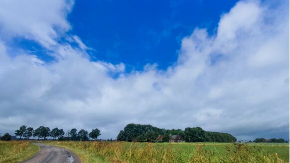 Foto gemaakt door Tim Zijlstra - Anjum - Mooi weer in het oog van de storm in Anjum.