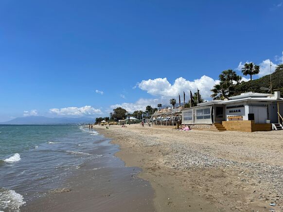 Foto gemaakt door Tycho van den Born - Las Chapas Playa - Het strand voor de Hipopotamos Beach, nu.