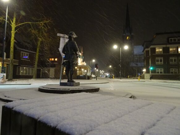 Foto gemaakt door Willem van Nunen  - Stiphout - En ook in het zuiden van het land viel/valt sneeuw.