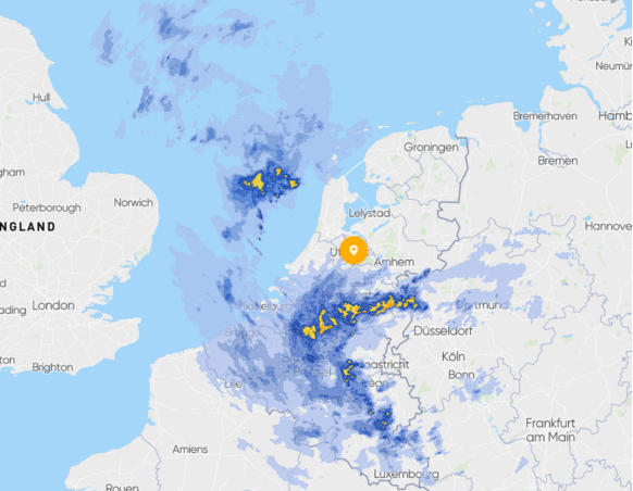 Foto gemaakt door Weer.nl - Radarbeeld 14:25. Hou zelf de radar in de gaten via weer.nl/regenradar