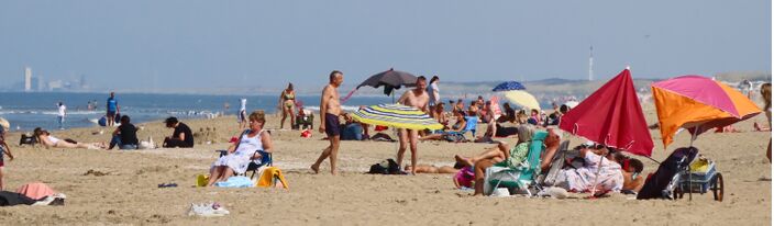Foto gemaakt door Gieny Westra - Katwijk aan Zee - Het is de hele week volop strandweer.