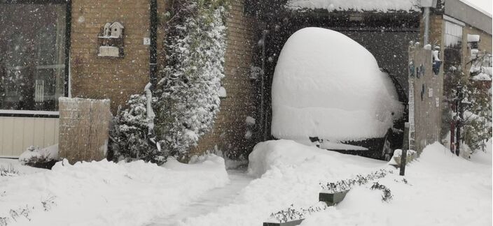 Foto gemaakt door Joyce Derksen - Doornenburg - Dat was een flinke bult sneeuw