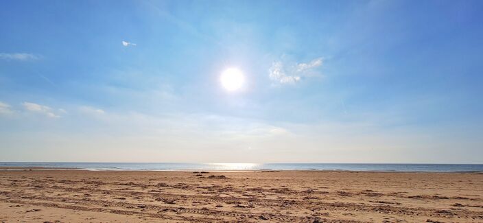 Foto gemaakt door Arnout Bolt - Hargen Aan Zee - Een stralende zon in augustus, maar geen hittegolf