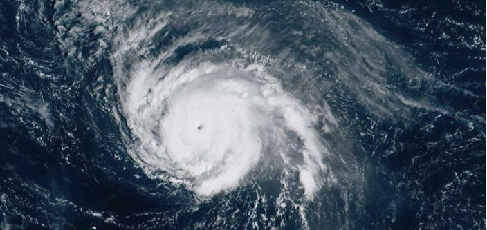 Orkaan Humberto op de Atlantische Oceaan op 27 september om 15:20 uur. Bron: zoom.earth