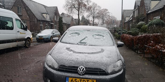 Foto gemaakt door Ton de Brabander  - Renkum - Vorig jaar viel de eerste sneeuw op 26 november en op 27 november bleef deze plaatselijk ook liggen. Of dat nu lokaal ook gebeurt is nog afwachten.