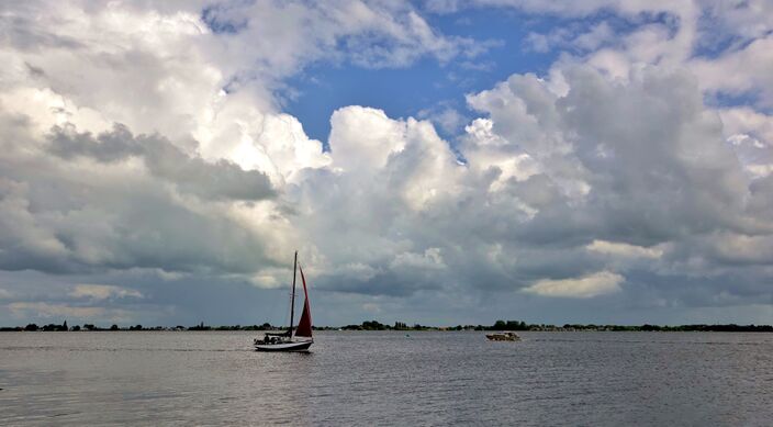 Foto gemaakt door Ton Wesselius - Nog een storing te gaan en dan komt de nazomer naar Nederland. Vooral vanaf zondag is het mooi en het lijkt een groot deel van de nieuwe week aan te houden.