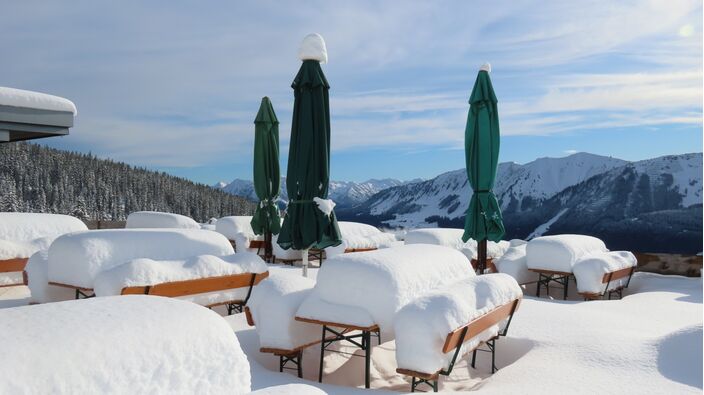 Foto gemaakt door Hans ter Braak - Kleinwalsertal - Boven de 1500 meter viel er zo'n 60 centimeter sneeuw.