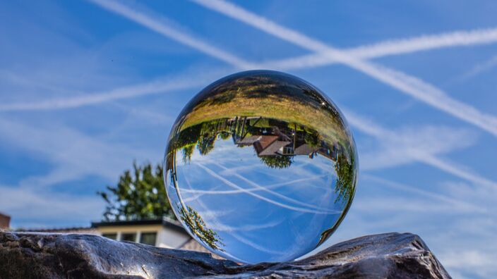 Foto gemaakt door Ab Donker - Buurmalsen - Het is vandaag heet in Nederland, vanaf morgen gaan de temperaturen weer iets omlaag. Wel houdt het droge weer steeds maar aan en dat levert uitdagingen op. 