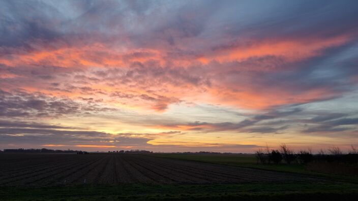 Foto gemaakt door Frans Alderse Baas - De Cocksdorp Texel - Fraaie start van deze zaterdag op Texel! 