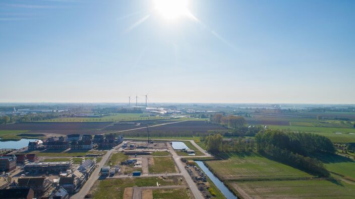 Foto gemaakt door Ab Donker - Buurmalsen - Hoewel het rustige weer ook de komende tijd aanhoudt, drijft wel geleidelijk meer bewolking Nederland binnen. En wordt het vooral in het zuiden ook wat kouder. 