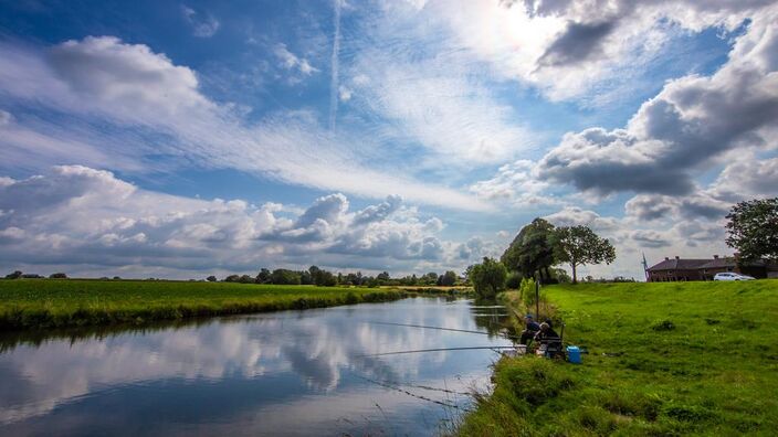 Foto gemaakt door Ab Donker - Burmalsen - De zomer is eindelijk terug in Nederland. Iedere dag wordt het een beetje warmer en vrijdag kan het in het zuiden zelfs lokaal 29 graden worden. 