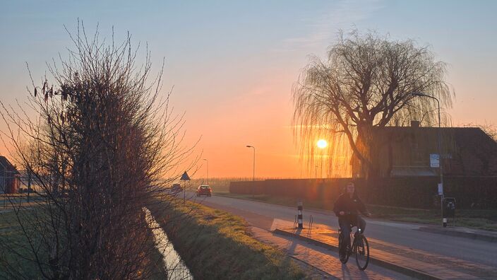 Foto gemaakt door Ton de Brabander - Heteren - Fraaie zonsopkomst