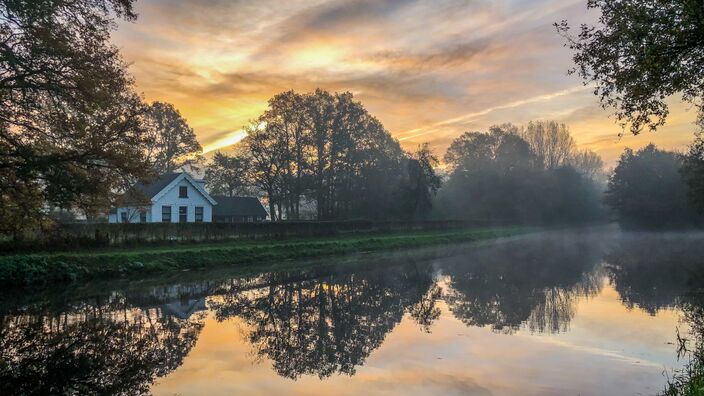 Foto gemaakt door Raymond Hofsté - Almelo - Het blijft de komende tijd in Nederland steeds warm. 