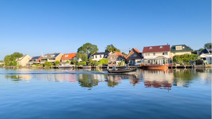 Foto gemaakt door Michel Looyenstein - Koudekerk aan den Rijn - Ook augustus lijkt een droge en warme maand te worden. De nieuwe 30-daagse ziet hoge temperaturen, weinig regen en kansen op een hittegolf.