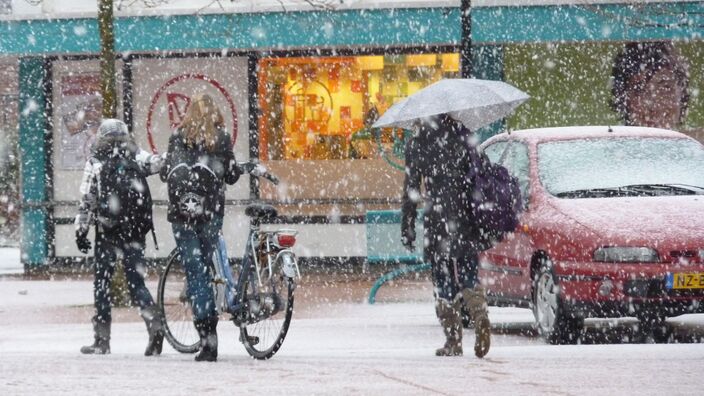 Foto gemaakt door Jannes Wiersema - Roodeschool - Sneeuw in Roodeschool op 16 december 2010