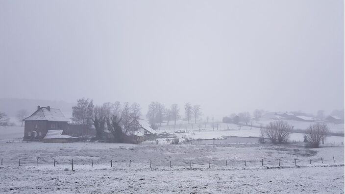 Foto gemaakt door Hans Janssen - Vijlen - Een besneeuwd Limburg in de buurt van Vijlen, eerder deze winter. 