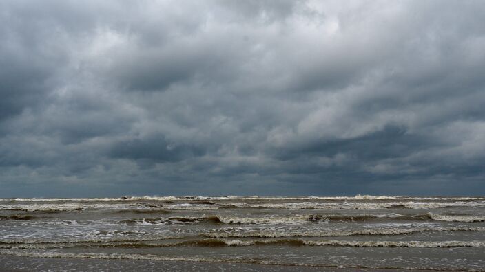 Foto gemaakt door Nellie Bartels  - Noordwijk - Er valt komende week vooral aan de kust bijna een maandsom aan regen!