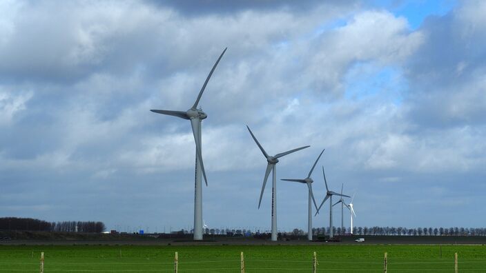 Foto gemaakt door Nellie Bartels - Elektriciteit geproduceerd met bijvoorbeeld windmolens kan nu deels opgeslagen worden.