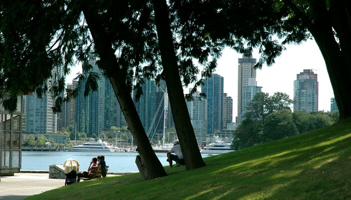 Foto gemaakt door Wikipedia - Vancouver - Het centrum van Vancouver in de zon. 