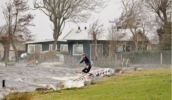 Foto gemaakt door Ton Wesselius Roelofarendsveen - Roelofarendsveen