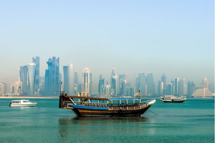 Foto gemaakt door Francisco Anzola - Doha - De skyline van de hoofdstad van Qatar, Doha. 