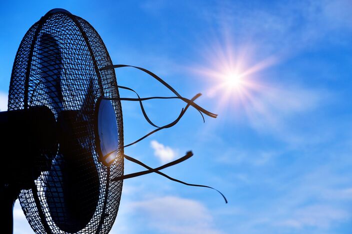 Foto gemaakt door Bru-nO via Pixabay - Deze ventilator is geen overbodige luxe tijdens een hittegolf, maar hoe weten we dat deze vaker gebruikt moet worden door klimaatverandering? Foto gemaakt door Bru-nO via Pixabay - Deze ventilator is geen overbodige luxe tijdens een hittegolf, maar hoe weten we dat deze vaker gebruikt moet worden door klimaatverandering?