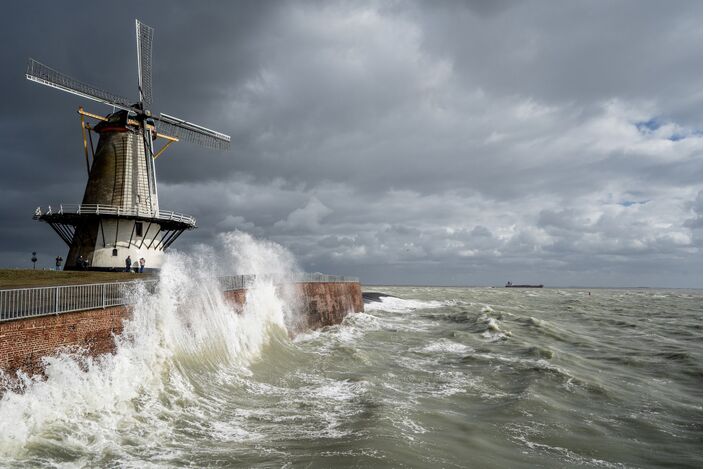 Foto gemaakt door Chris Biesheuvel - Vlissingen - Na een uitzonderlijk rustige eerste helft van september trekt de zuidwestenwind komende week flink aan.