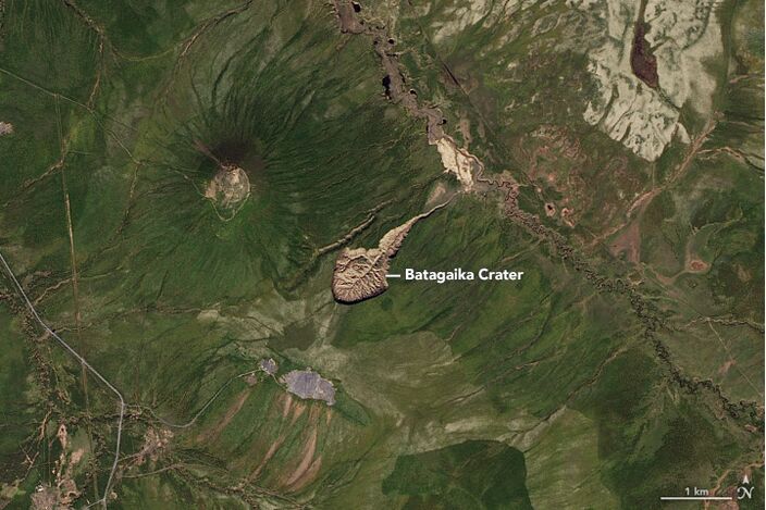 Foto gemaakt door NASA - Batagaika krater, Siberie - Batagaika krater, Siberie