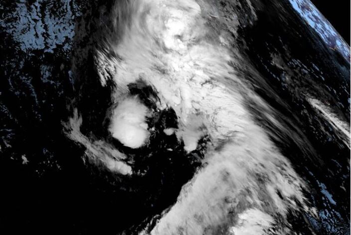 Foto gemaakt door NOAA - Theta op de Oceaan.