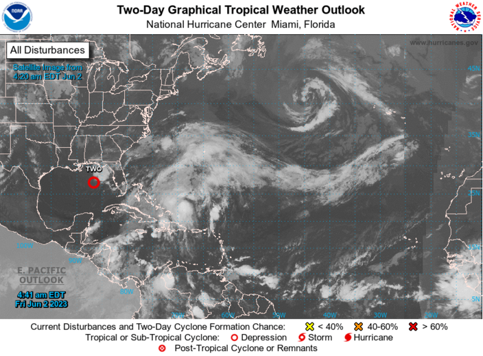 Foto gemaakt door National Hurricane Center - Miami - Het orkaanseizoen in de Atlantische sector is gisteren officieel van start gegaan. Op de Golf van Mexico ligt meteen ook een tropische depressie.