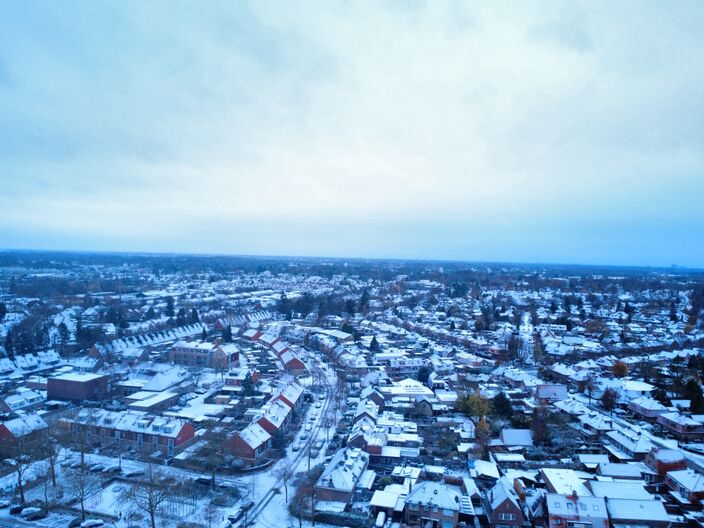 Foto gemaakt door Floris van Boxtel - Zeist - Sneeuw hoort natuurlijk bij de Hollandse winter Foto gemaakt door Floris van Boxtel - Zeist - Sneeuw hoort natuurlijk bij de Hollandse winter