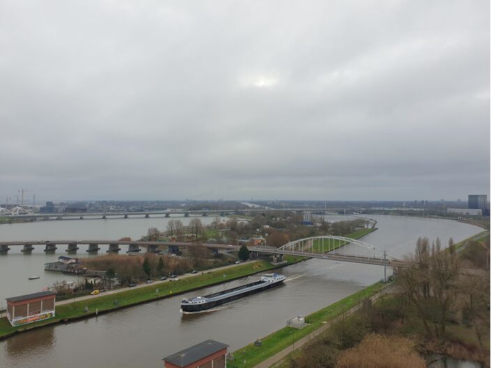 Foto gemaakt door Geurt van Roekel.  - Amsterdam - We gaan in Nederland een paar licht winterse dagen tegemoet. 