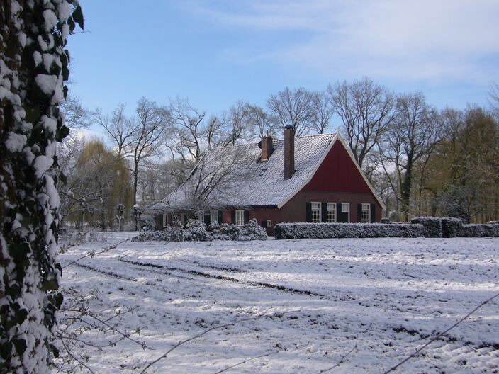 Foto gemaakt door Willy Bonnink - Winterswijk - Pasen 2008. Er viel sneeuw.