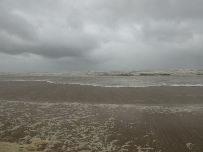 Foto gemaakt door Chris Meewis - Zandvoort - De machtige poolwervel doet zijn werk en heeft de straalstroom zo versterkt dat de winter op veel plekken op het noordelijk halfrond ver is teruggedrongen.