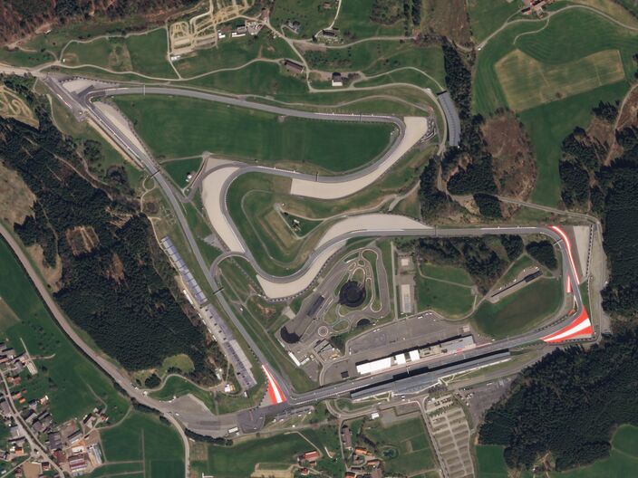 Foto gemaakt door Wikipedia - Spielberg - De Red Bull Ring in het Oostenrijkse Spielberg. 