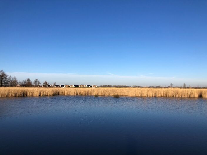 Foto gemaakt door Jolanda Bakker - Zevenhuizen - In de verte zie je wat aankomen, maar erg indrukwekkend wordt het niet.