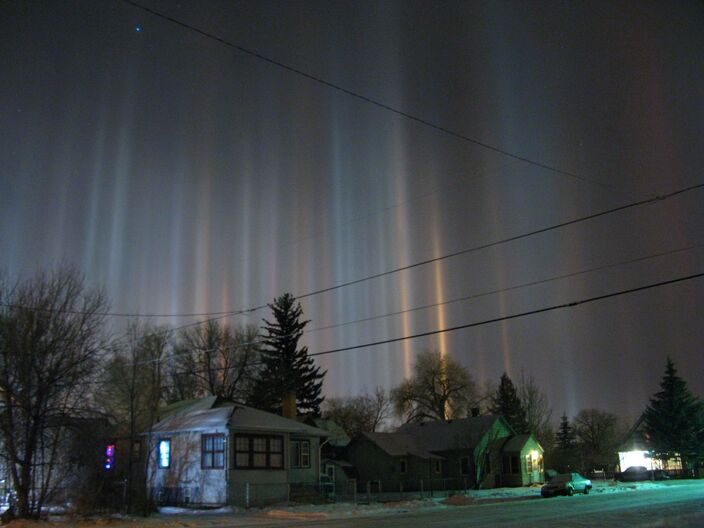 Foto gemaakt door Christoph Geisler - Wyoming - Een voorbeeld van lichtzuilen boven Wyoming, in de VS.
