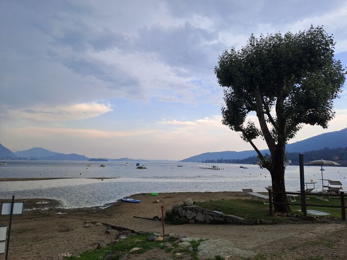 Foto gemaakt door Joost Mooij - Ferioli - In Ferioli aan het Lago Maggiore in Italië waren er afgelopen dinsdagavond flinke onweersbuien. 