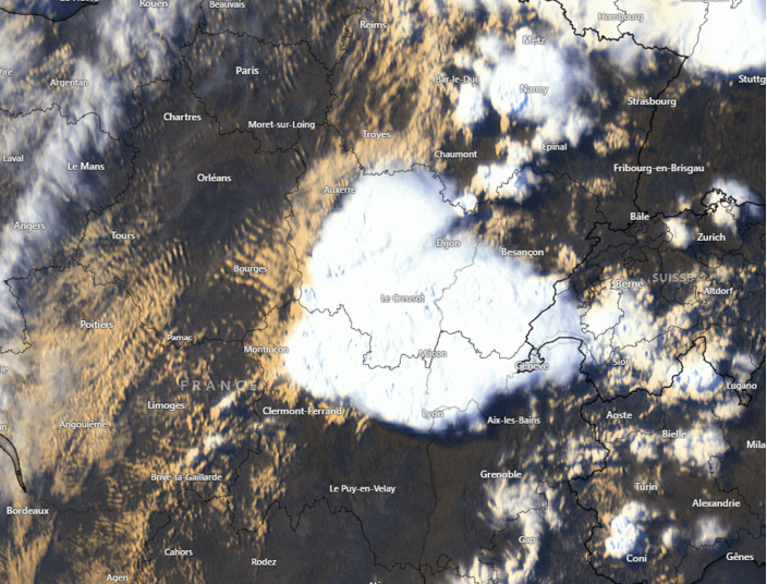 Foto gemaakt door Eumetsat - Frankrijk - Het complex boven Frankrijk vanuit de ruimte gezien. 