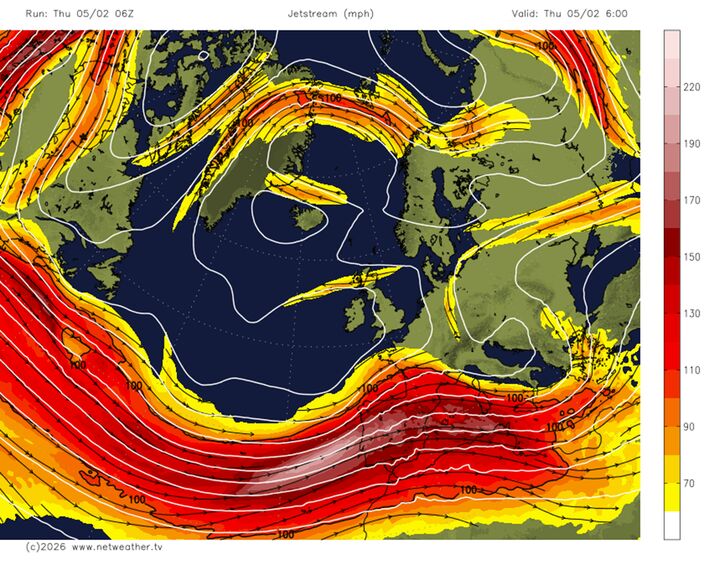 Foto gemaakt door netweather.tv - Straalstroom brengt veel lagedrukgebieden aan land in het Middellandse Zeegebied