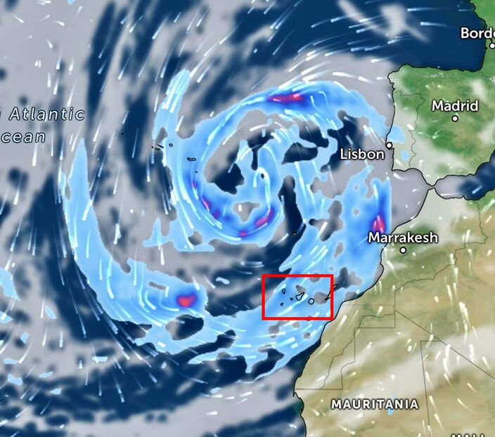 De "krul" van storm Therese is te zien op de neerslagkaart. De Canarische Eilanden (rode rechthoek) zitten middenin het gebied van veel neerslag en wind. De "krul" van storm Therese is te zien op de neerslagkaart. De Canarische Eilanden (rode rechthoek) zitten middenin het gebied van veel neerslag en wind.