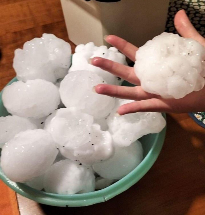 Vorig jaar vielen er gigantische hagelstenen in Noord-Italië. © Happystormchaser